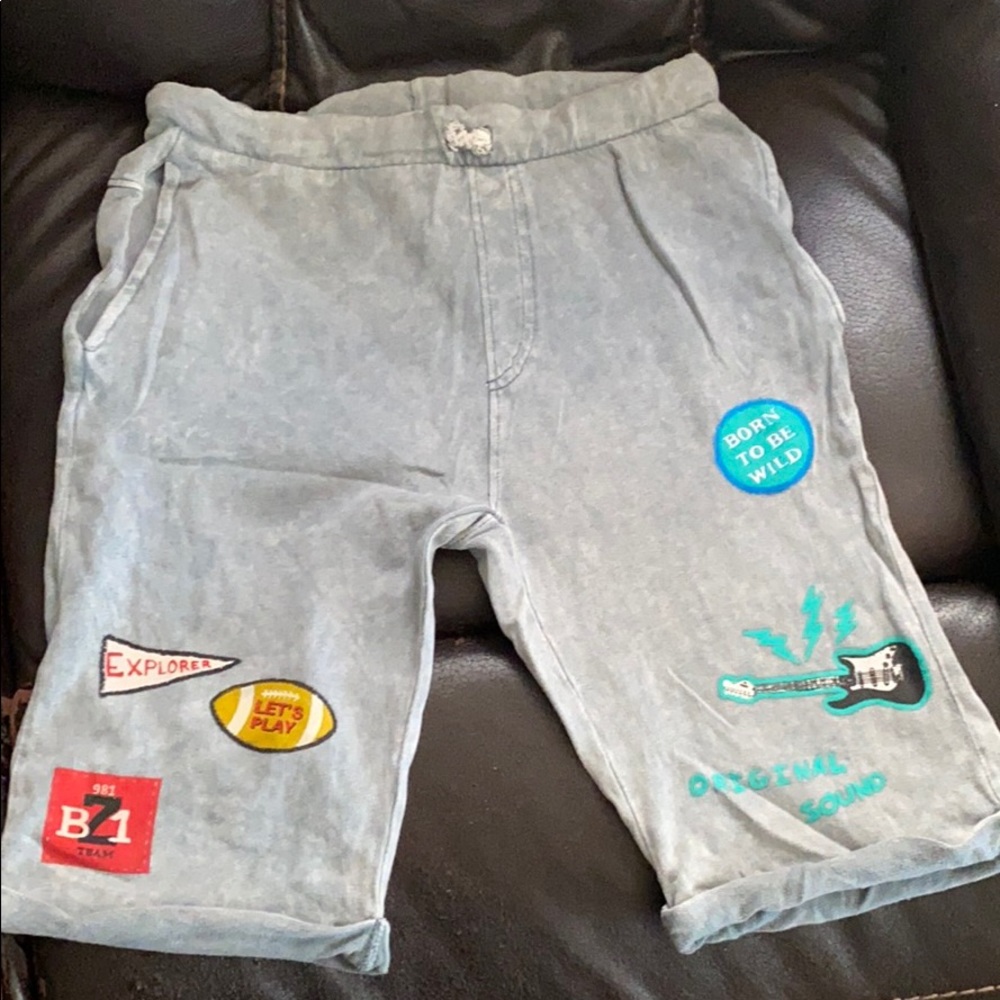 grey zara shorts